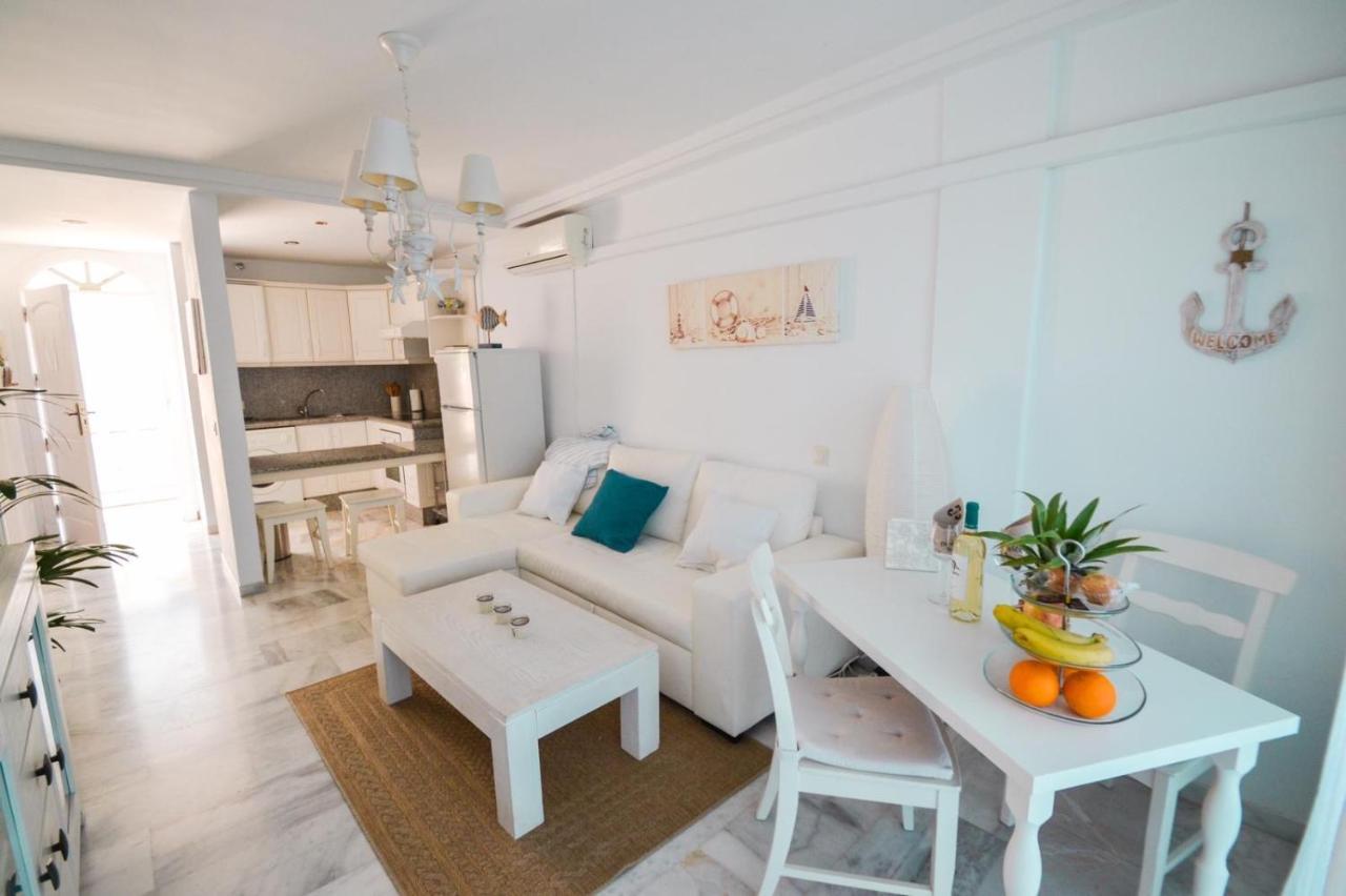 Apartamento Vistas Al Mar 산티아고 델 테데 외부 사진